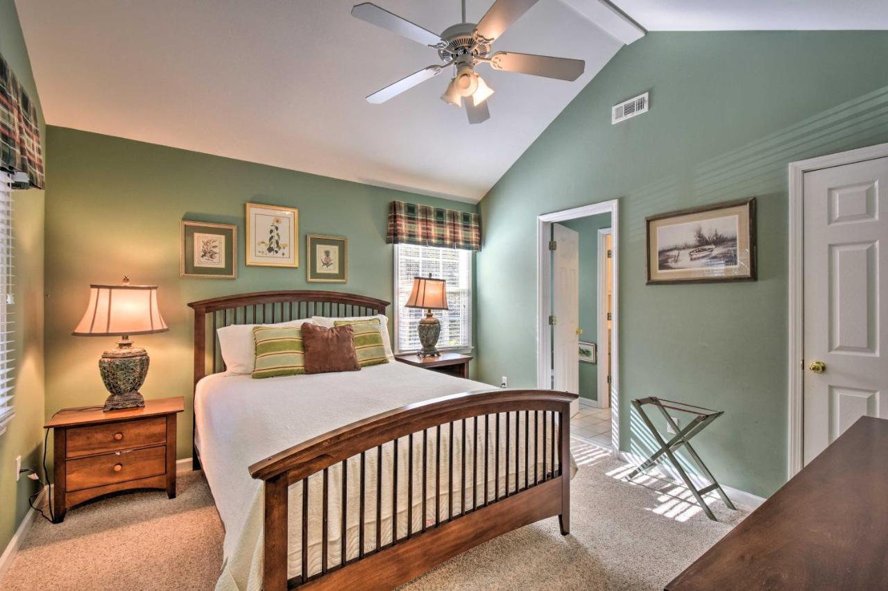 Lake Keowee Escape With Dock, Deck And Lake Access! Six Mile Exterior photo